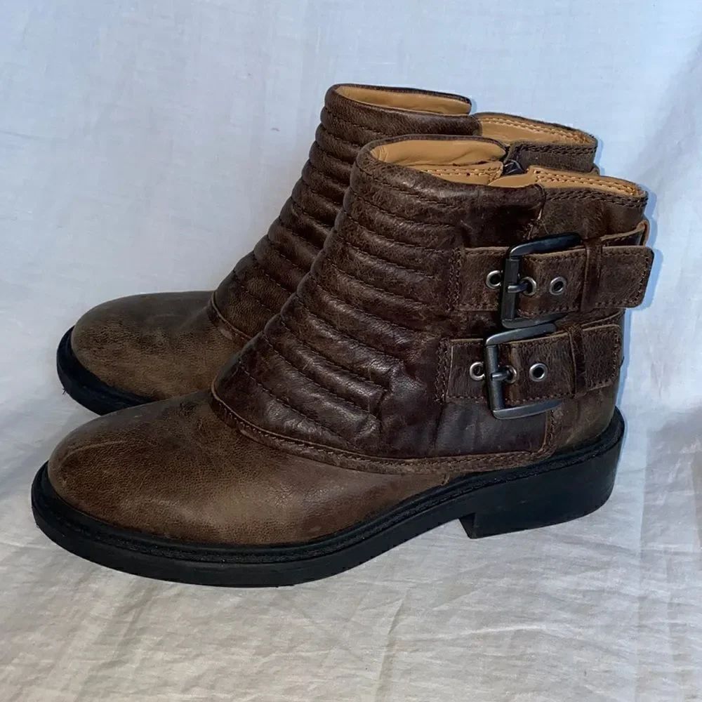 NINE WEST Brown Gingham Bootie-5 NEW!